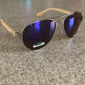 Eco-Friendly Bamboo Aviator Sunglasses - Silver and Tan